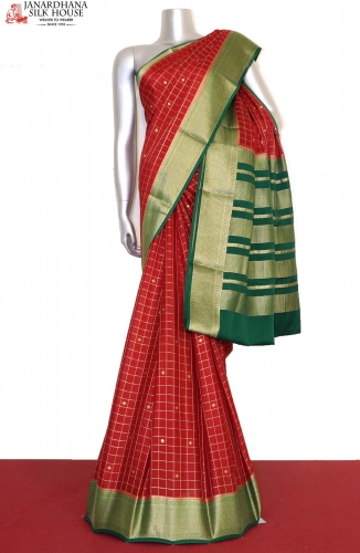 Checks & Contrast Mysore Crepe Silk Saree
